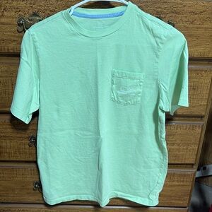 Vineyard Vines shirt size XL